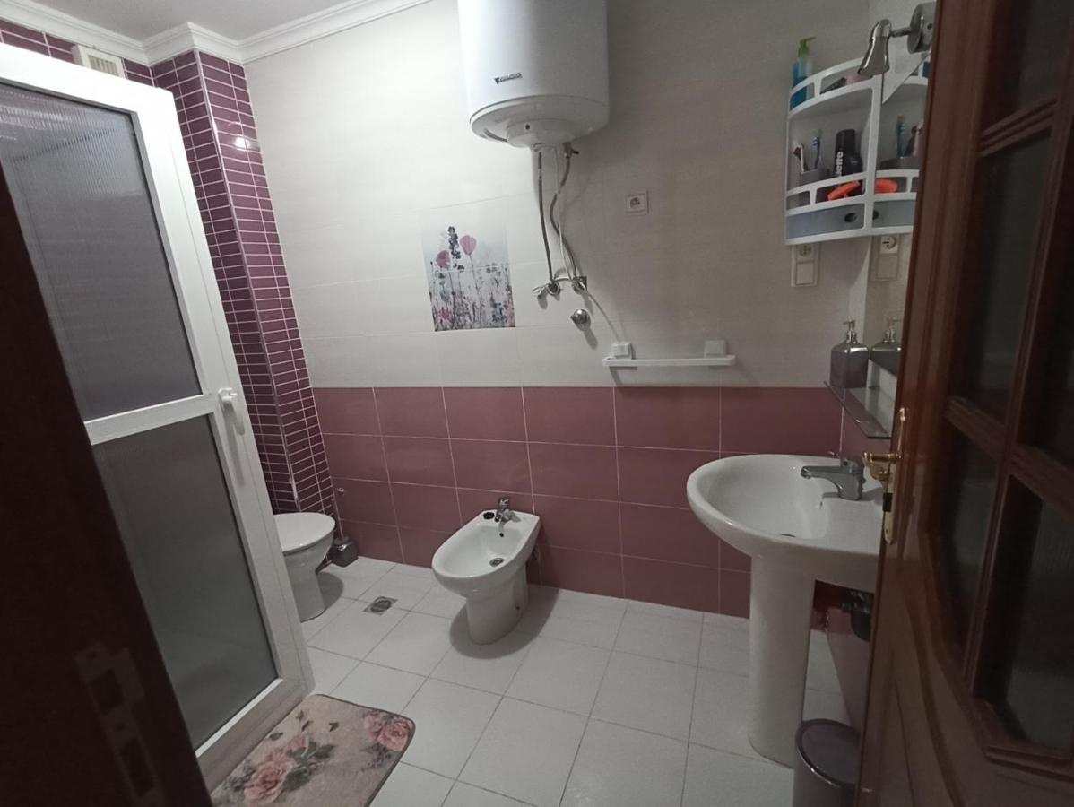 Appartement Familial Au Centre De Nador Ville Luaran gambar